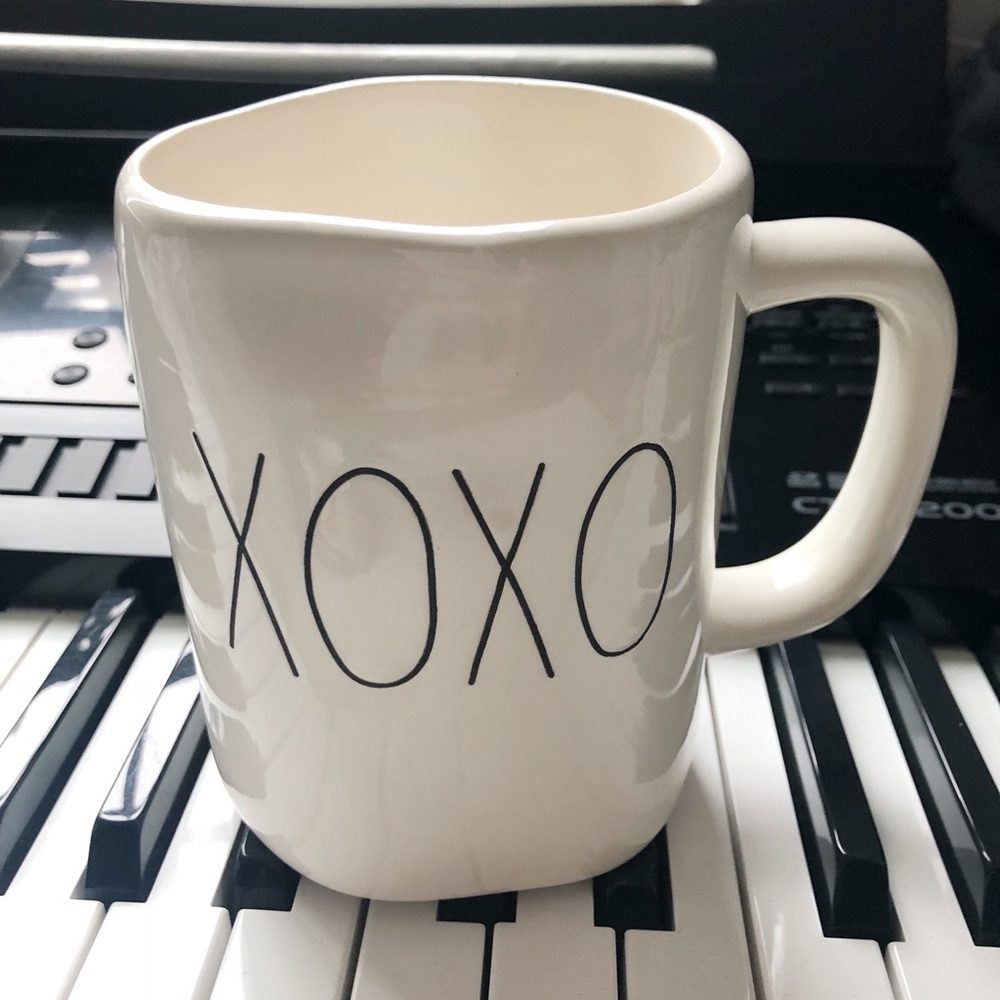 Rae Dunn XOXO valentines mug